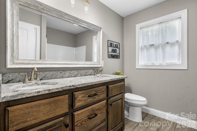 124 Maplewood Court, Hudson, NC 28638
