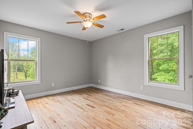 124 Maplewood Court, Hudson, NC 28638