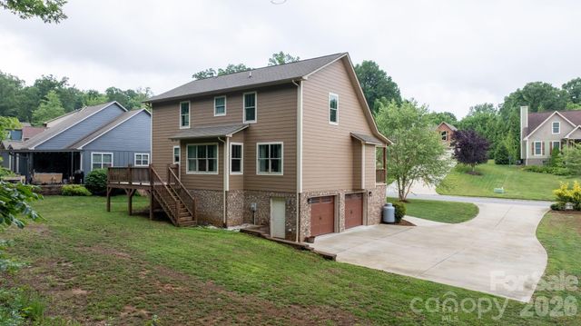 124 Maplewood Court, Hudson, NC 28638
