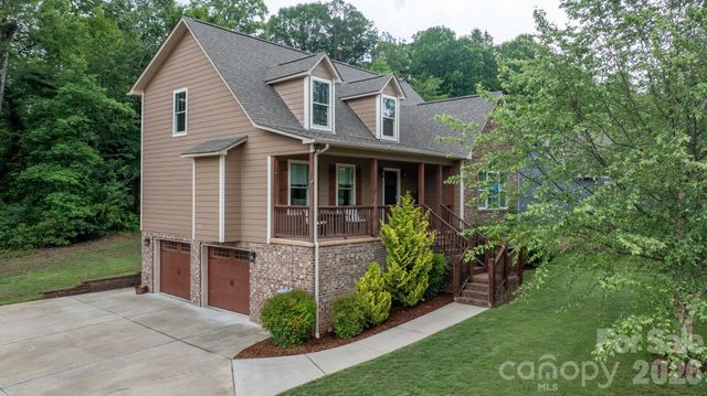 124 Maplewood Court, Hudson, NC 28638