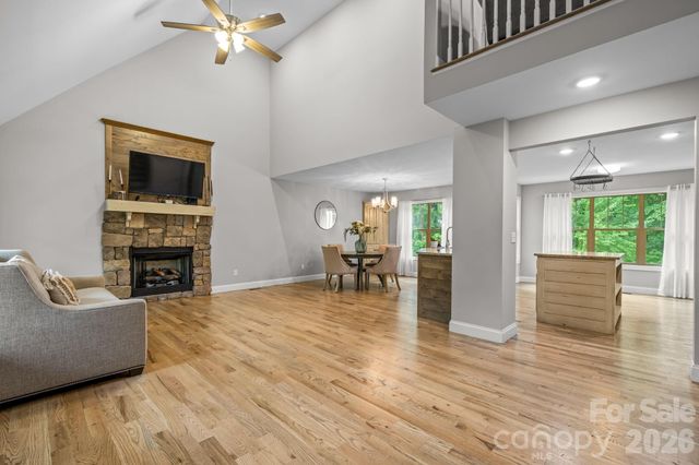 124 Maplewood Court, Hudson, NC 28638