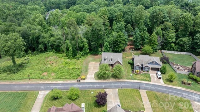 124 Maplewood Court, Hudson, NC 28638