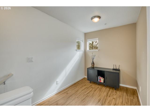 16133 Nw HILDAGO Ln, Portland, OR 97229