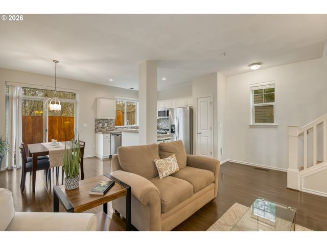 16133 Nw HILDAGO Ln, Portland, OR 97229