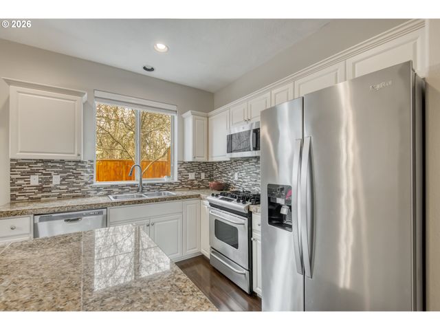 16133 Nw HILDAGO Ln, Portland, OR 97229