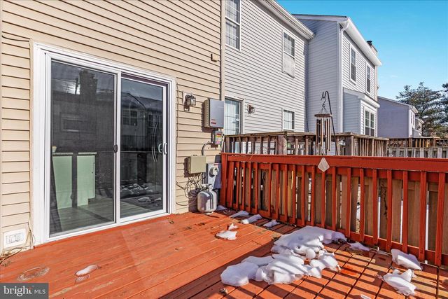 2792 BRIER POND CIR, Woodbridge, VA 22191