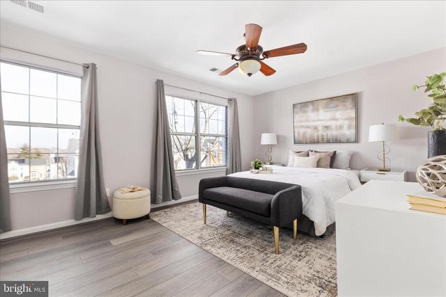 2792 BRIER POND CIR, Woodbridge, VA 22191