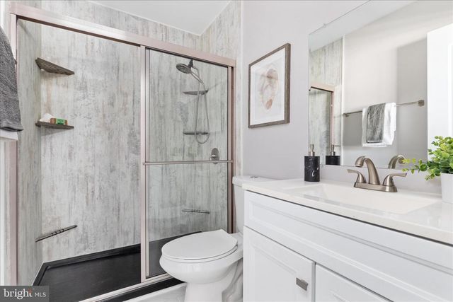 2792 BRIER POND CIR, Woodbridge, VA 22191