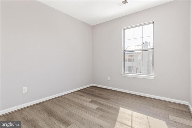 2792 BRIER POND CIR, Woodbridge, VA 22191