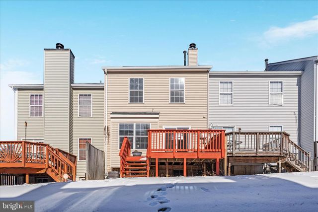 2792 BRIER POND CIR, Woodbridge, VA 22191