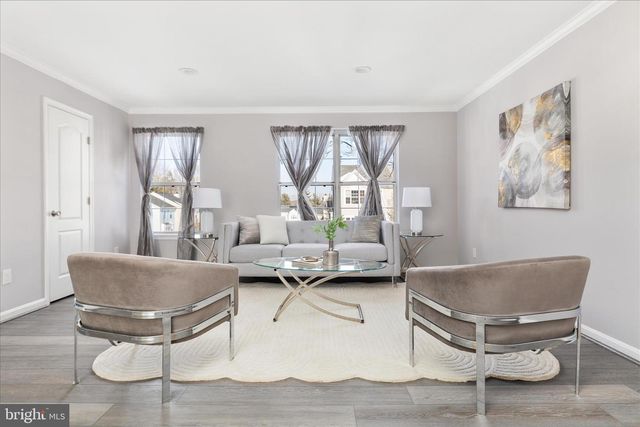 2792 BRIER POND CIR, Woodbridge, VA 22191