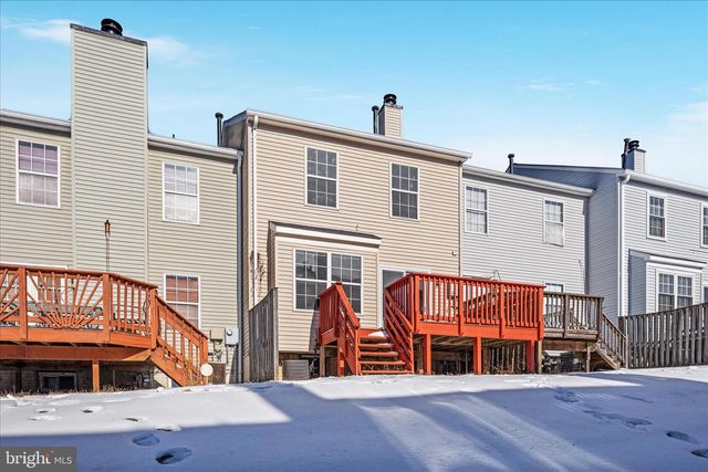 2792 BRIER POND CIR, Woodbridge, VA 22191