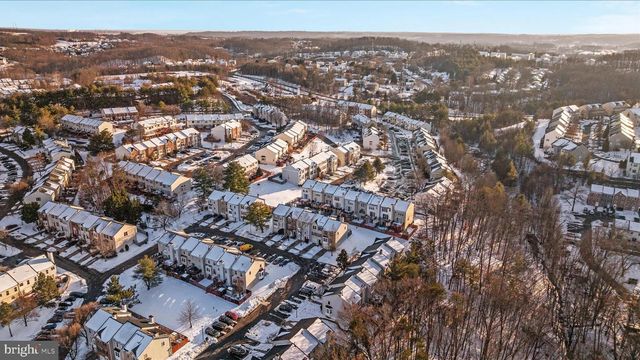 2792 BRIER POND CIR, Woodbridge, VA 22191