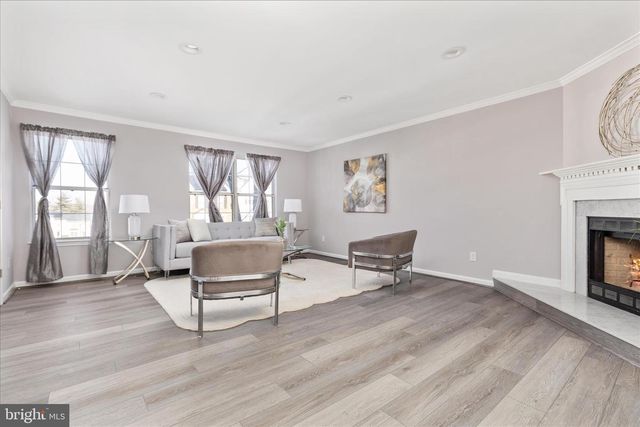 2792 BRIER POND CIR, Woodbridge, VA 22191