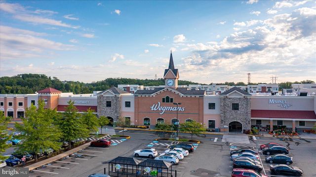 2792 BRIER POND CIR, Woodbridge, VA 22191