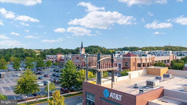 2792 BRIER POND CIR, Woodbridge, VA 22191