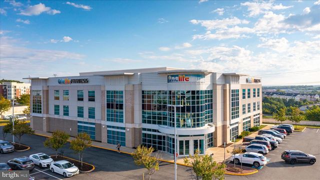 2792 BRIER POND CIR, Woodbridge, VA 22191