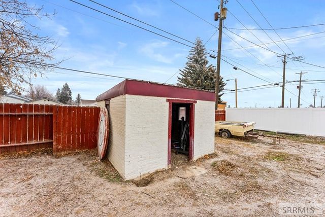 491 8th Street, Idaho Falls, ID 83401