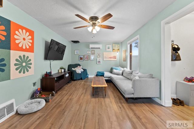 491 8th Street, Idaho Falls, ID 83401