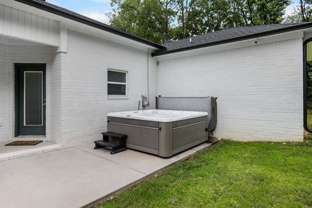 169 Pickles Gap Rd, Conway, AR 72032