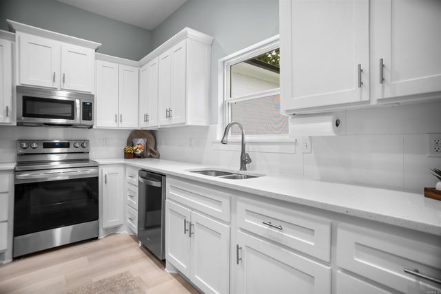169 Pickles Gap Rd, Conway, AR 72032