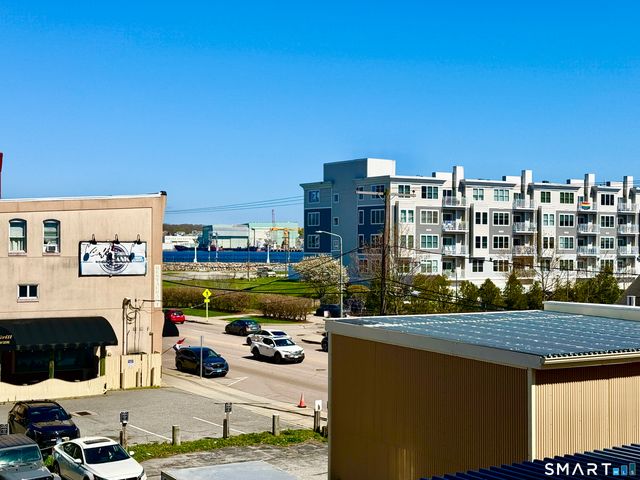 461 Bank Street 302, New London, CT 06320