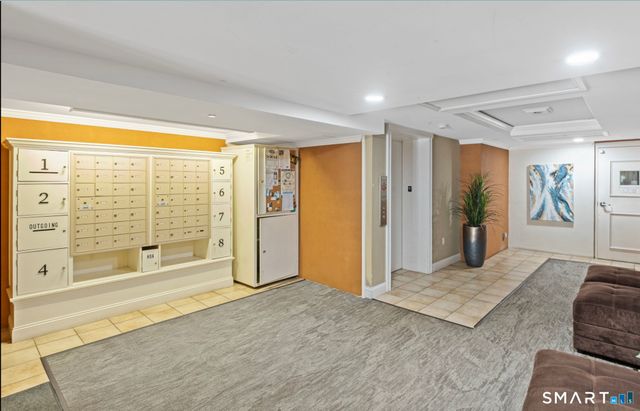 461 Bank Street 302, New London, CT 06320