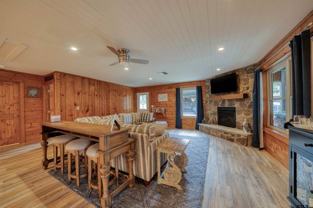 16 County Road 2131, Pittsburg, TX 75686