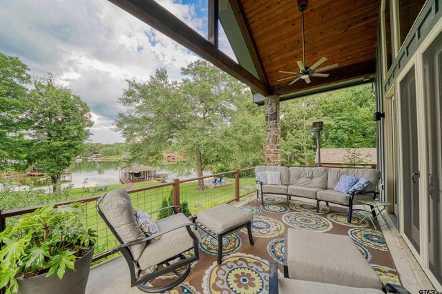 16 County Road 2131, Pittsburg, TX 75686