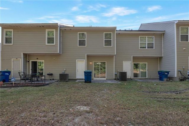 2310 Bigwood Trail, Atlanta, GA 30349