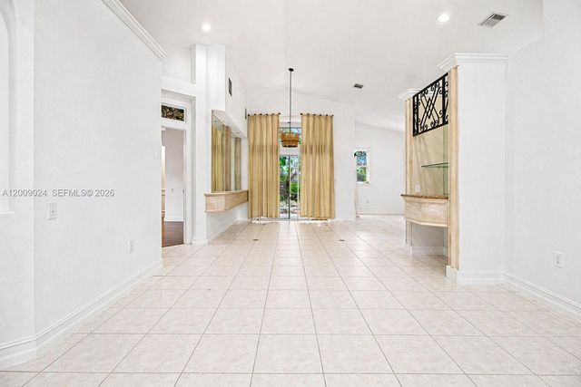 9437 SW 183rd Ter, Palmetto Bay, FL 33157