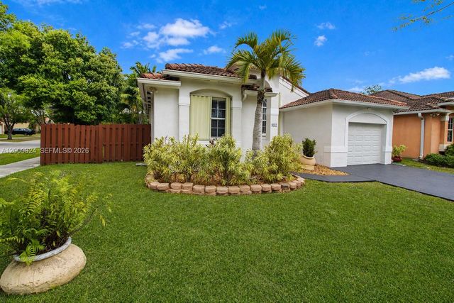 9437 SW 183rd Ter, Palmetto Bay, FL 33157