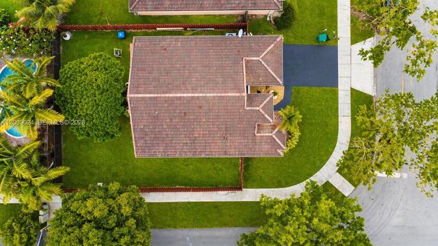 9437 SW 183rd Ter, Palmetto Bay, FL 33157