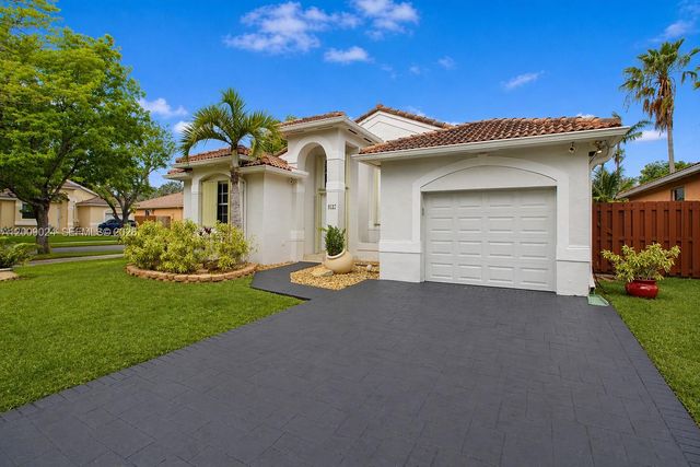 9437 SW 183rd Ter, Palmetto Bay, FL 33157