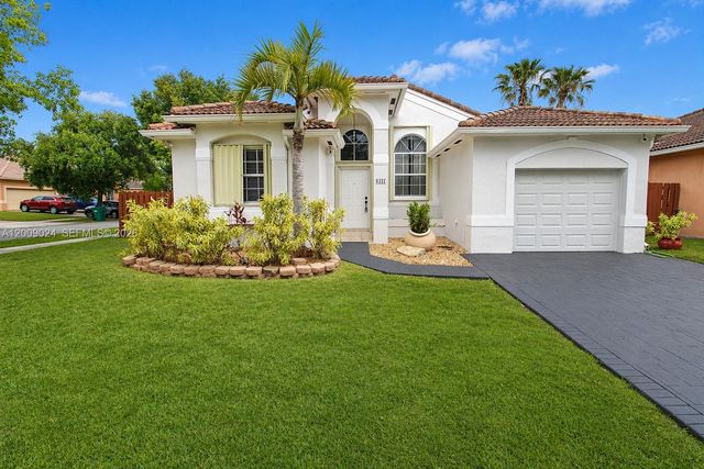 9437 SW 183rd Ter, Palmetto Bay, FL 33157