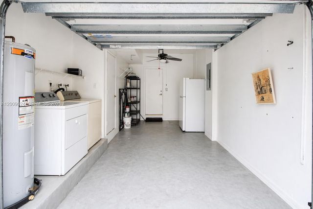 9437 SW 183rd Ter, Palmetto Bay, FL 33157