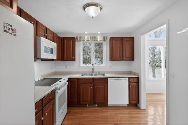 106 Pine Hill Boulevard UNIT 106, Mashpee, MA 02649