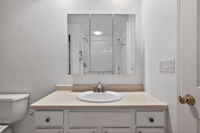 106 Pine Hill Boulevard UNIT 106, Mashpee, MA 02649