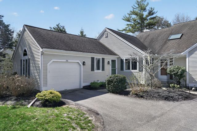 106 Pine Hill Boulevard UNIT 106, Mashpee, MA 02649