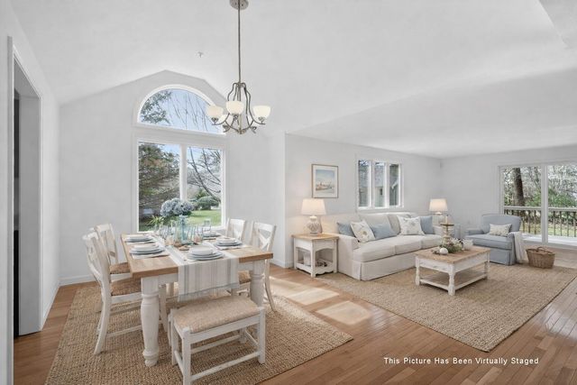 106 Pine Hill Boulevard UNIT 106, Mashpee, MA 02649