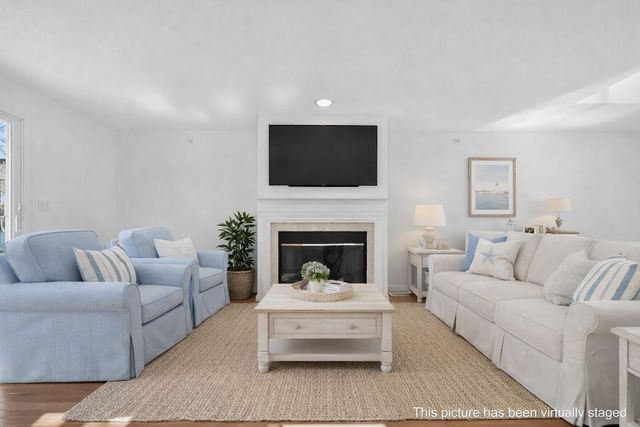 106 Pine Hill Boulevard UNIT 106, Mashpee, MA 02649