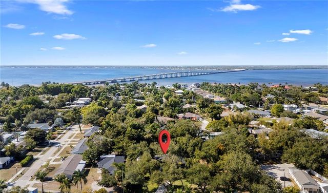 4630 McGregor BLVD, Fort Myers, FL 33901