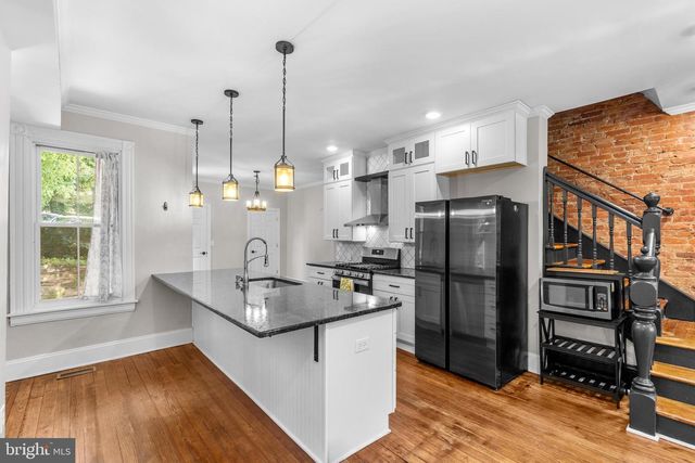 311 W LEMON ST, Lancaster, PA 17603