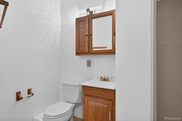 48050 Hull Road, Van Buren Charter Township, MI 48111