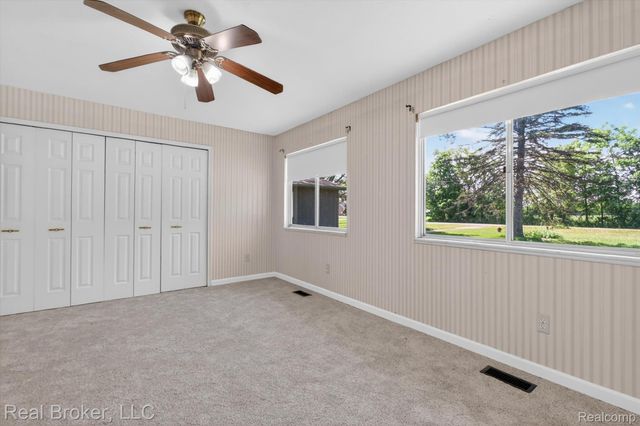 48050 Hull Road, Van Buren Charter Township, MI 48111