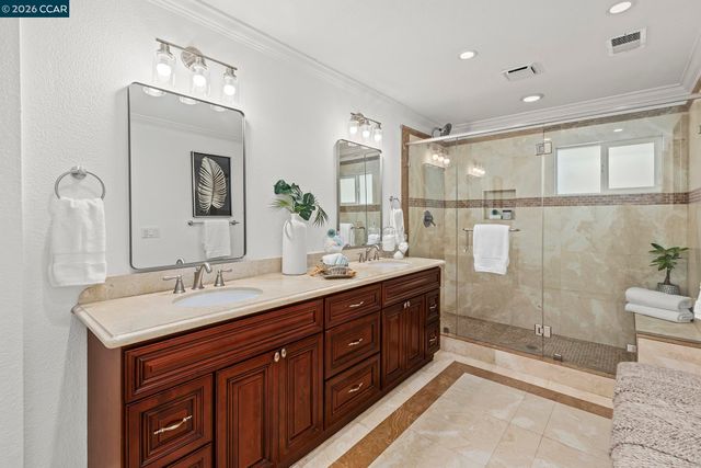 3300 Betty Ln, Lafayette, CA 94549