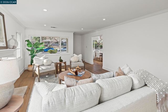 3300 Betty Ln, Lafayette, CA 94549