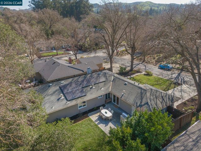 3300 Betty Ln, Lafayette, CA 94549