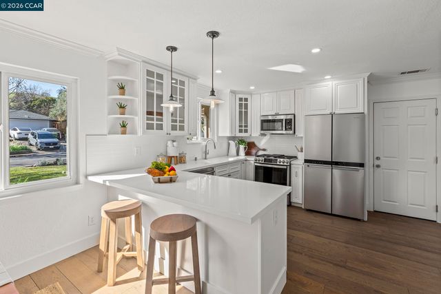 3300 Betty Ln, Lafayette, CA 94549