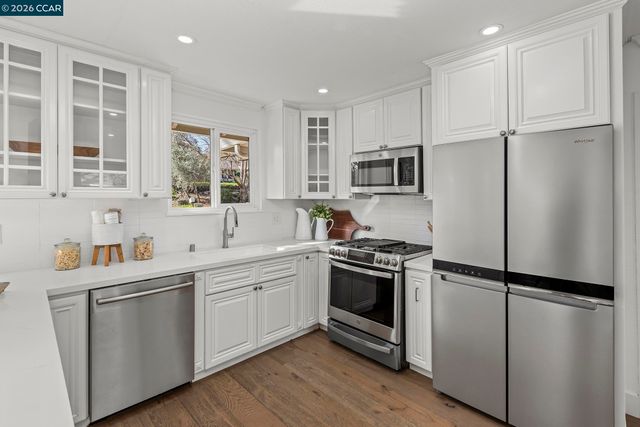 3300 Betty Ln, Lafayette, CA 94549